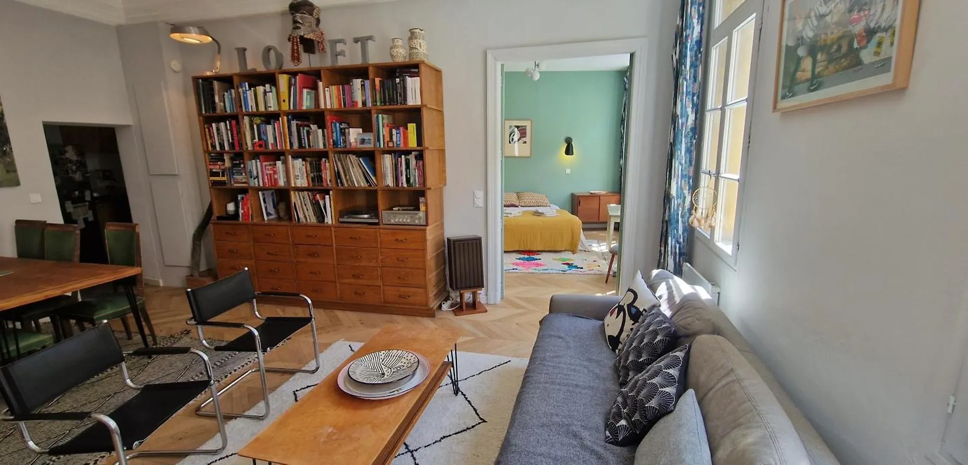 Grand Appartement Cours Mirabeau Aix-en-Provence 0*,  Francie